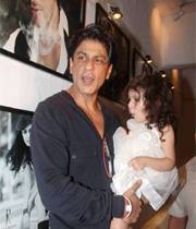 Sharukh Khan with his Daughter